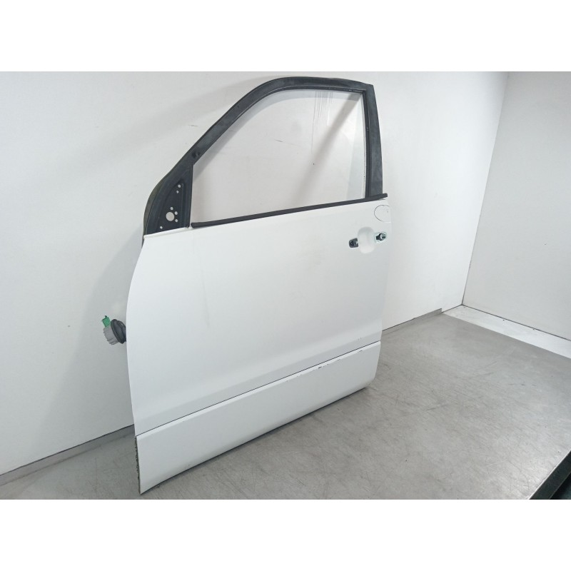 Recambio de puerta delantera izquierda para suzuki grand vitara jb (jt) 1,9 ltr. ddis jlx-e 5-türig referencia OEM IAM 680026584