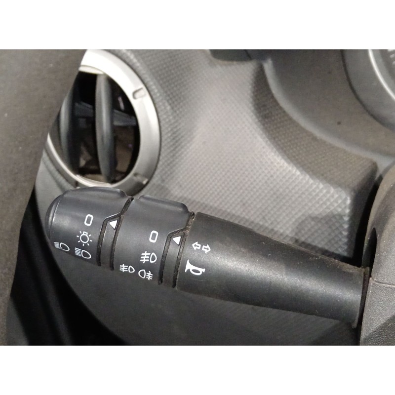 Recambio de mando luces para dacia sandero ambiance referencia OEM IAM   