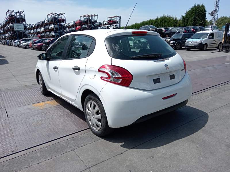 peugeot 208 i (ca_, cc_) del año 2013