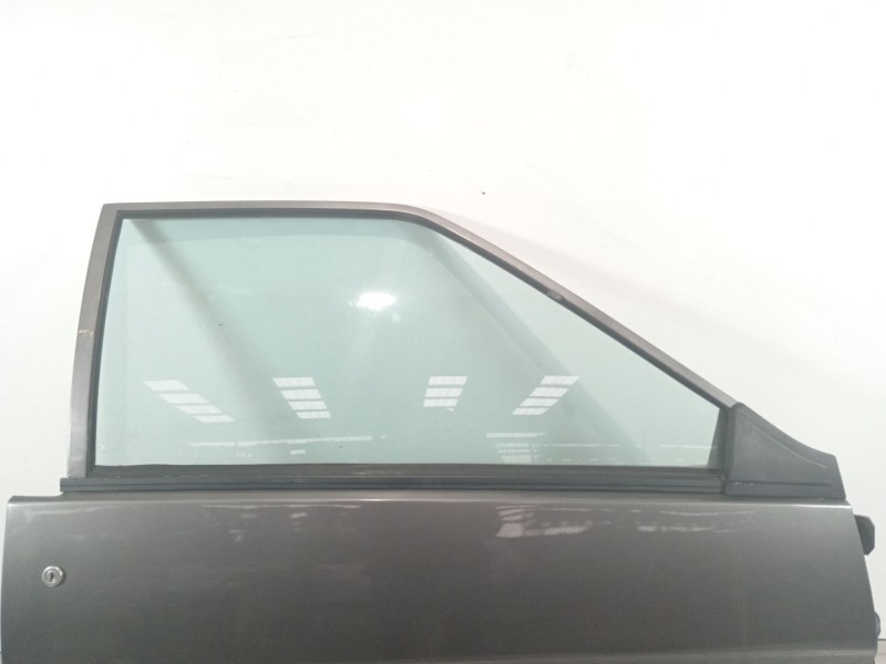 Recambio de puerta delantera derecha para renault fuego 829-explosion referencia OEM IAM   