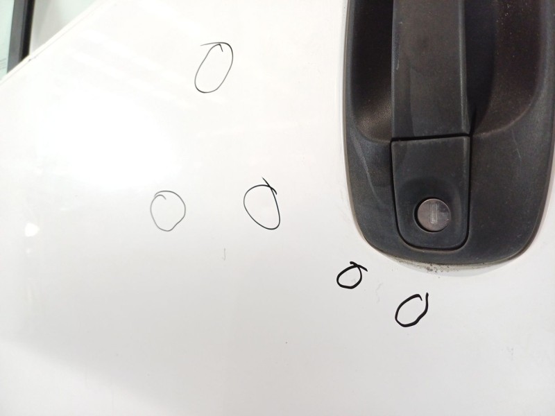 Recambio de puerta delantera izquierda para opel vivaro furgón/combi (07.2006 =>) combi l1h1 2,7t edition referencia OEM IAM   