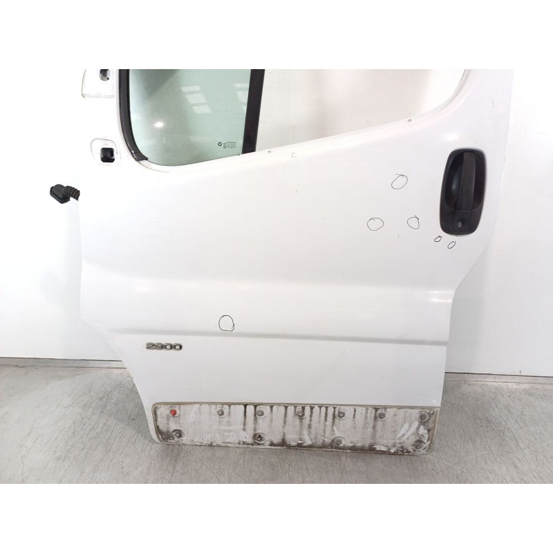 Recambio de puerta delantera izquierda para opel vivaro furgón/combi (07.2006 =>) combi l1h1 2,7t edition referencia OEM IAM   