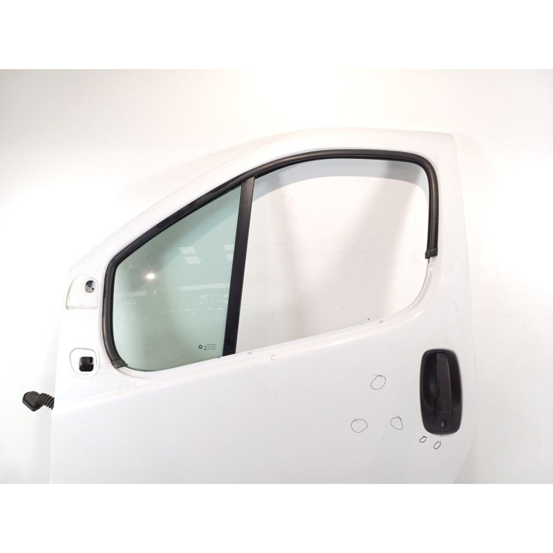 Recambio de puerta delantera izquierda para opel vivaro furgón/combi (07.2006 =>) combi l1h1 2,7t edition referencia OEM IAM   