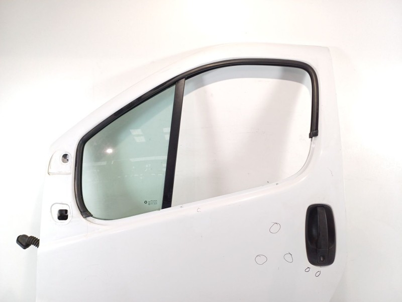 Recambio de puerta delantera izquierda para opel vivaro furgón/combi (07.2006 =>) combi l1h1 2,7t edition referencia OEM IAM   