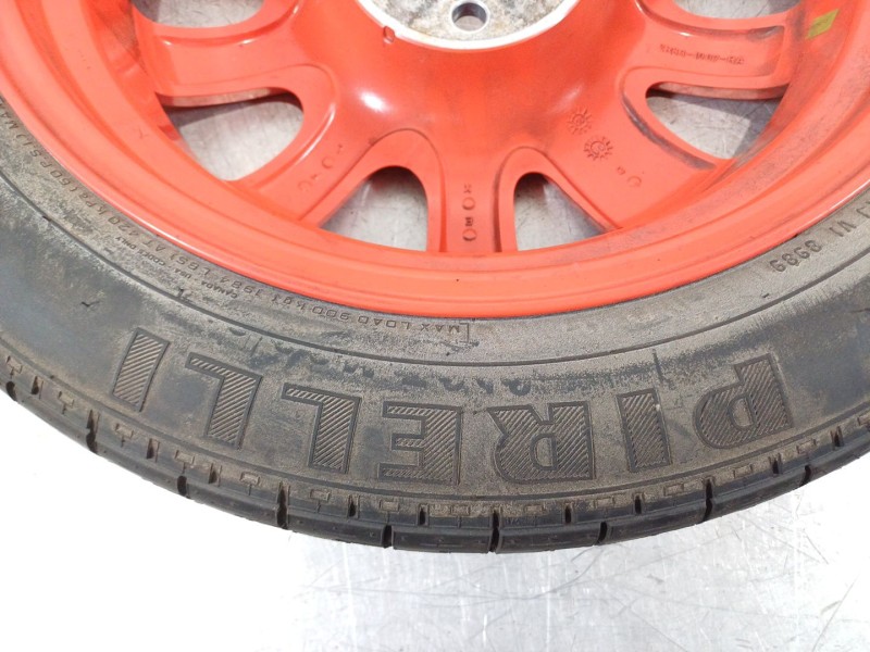 Recambio de neumatico repuesto para jaguar xf 3.0 v6 diesel luxury referencia OEM IAM 2R831007RA  T135-80R18 104M