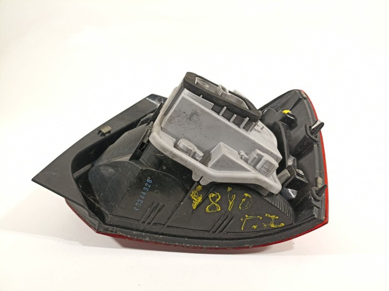 Recambio de piloto trasero izquierdo para volkswagen polo (6r1) sport by r-line referencia OEM IAM 6R0945095AH  