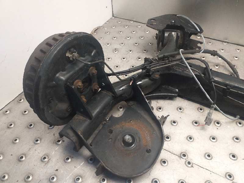 Recambio de puente trasero para renault kangoo furgón professional referencia OEM IAM   