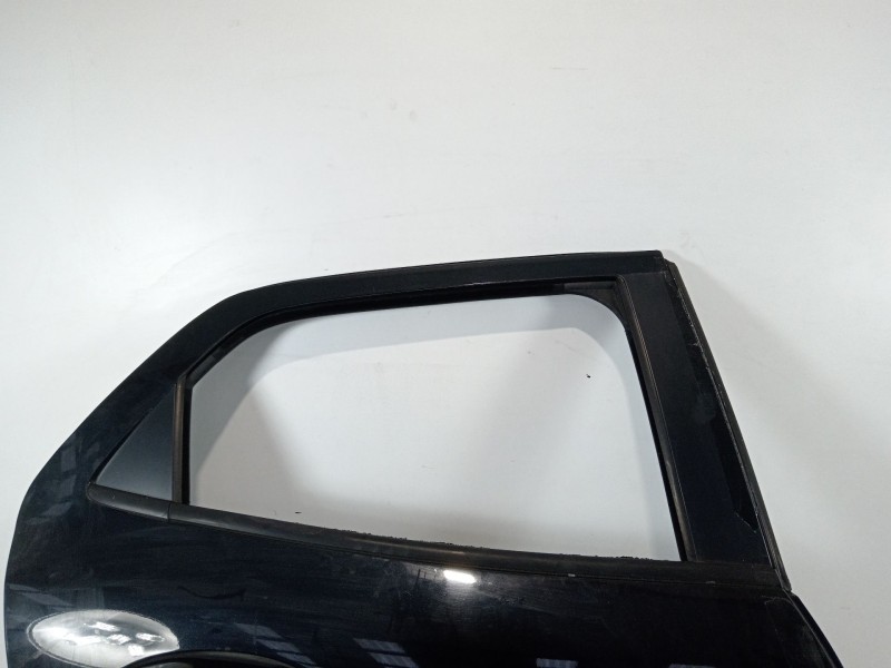 Recambio de puerta trasera derecha para ford ecosport titanium referencia OEM IAM   