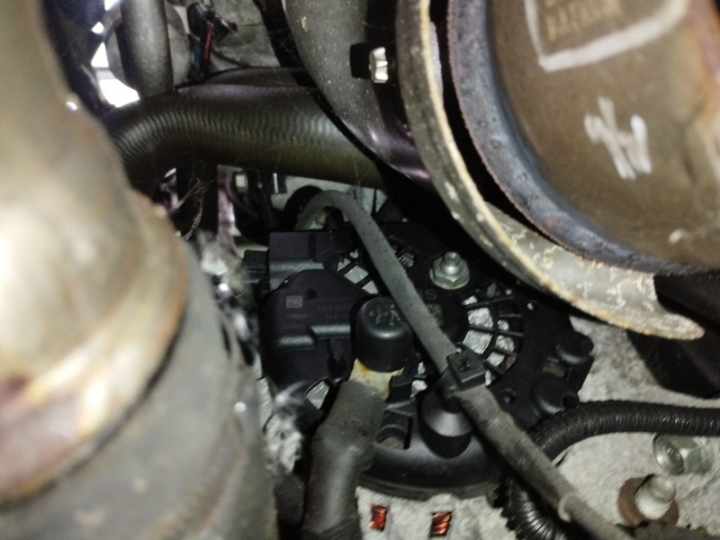 Recambio de alternador para opel astra j lim. cosmo referencia OEM IAM   