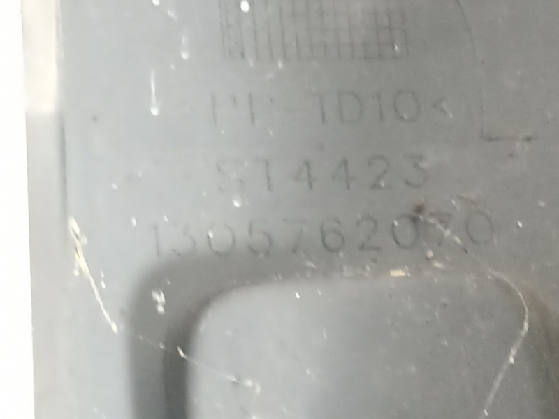 Recambio de paragolpes trasero para peugeot boxer autobús 2.2 hdi 120 referencia OEM IAM 1305763070  