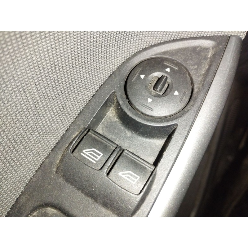 Recambio de mando elevalunas delantero izquierdo para ford focus lim. (cb8) ambiente referencia OEM IAM   