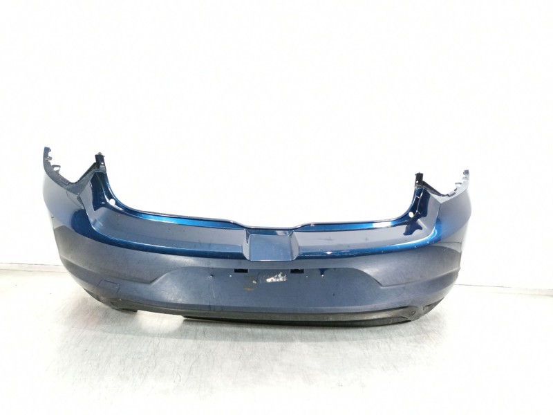 Recambio de paragolpes trasero para renault megane iv berlina 5p bose-edition referencia OEM IAM 850223845r  