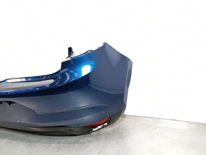 Recambio de paragolpes trasero para renault megane iv berlina 5p bose-edition referencia OEM IAM 850223845r  