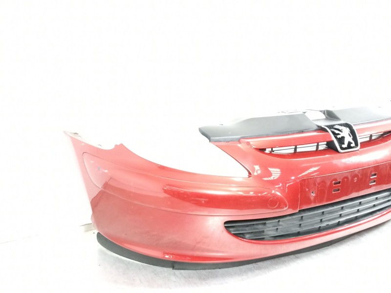 Recambio de paragolpes delantero para peugeot 307 (s1) xs referencia OEM IAM 9643067477  