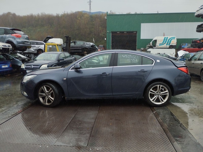 opel insignia berlina del año 2009