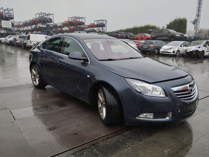 opel insignia berlina del año 2009