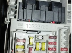 Recambio de caja reles / fusibles para opel insignia berlina cosmo referencia OEM IAM 13285113   2