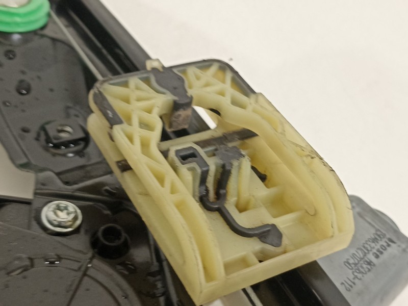 Recambio de elevalunas delantero derecho para ford focus lim. titanium referencia OEM IAM BM51A23200BF  