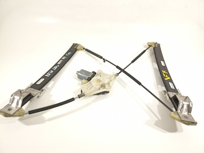 Recambio de elevalunas delantero derecho para seat leon st (5f8) x-perience titan desert 4drive referencia OEM IAM 5Q0959802  