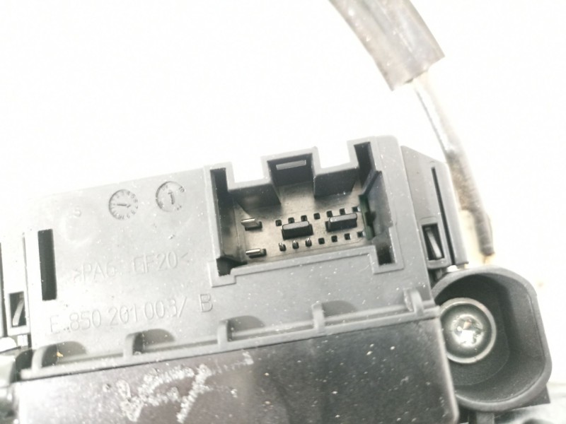 Recambio de elevalunas trasero derecho para volkswagen polo (6r1) advance referencia OEM IAM 6R0959812B  0130822533