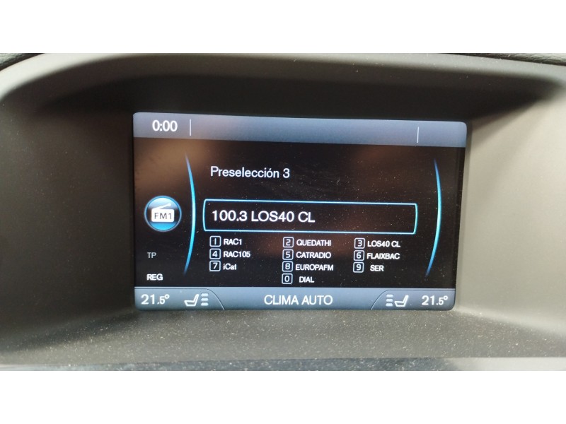 Recambio de pantalla multifuncion para volvo v60 kombi 2.4 diesel cat referencia OEM IAM   