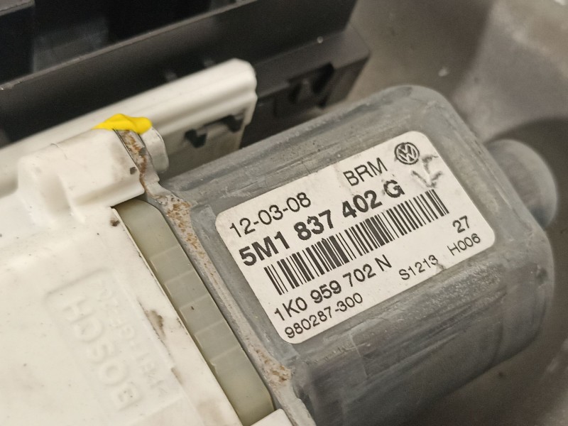 Recambio de elevalunas delantero derecho para volkswagen golf plus (5m1) edition referencia OEM IAM 1K3837462  1K0959702