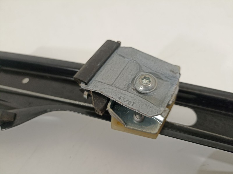 Recambio de elevalunas delantero derecho para volkswagen golf plus (5m1) edition referencia OEM IAM 1K3837462  1K0959702