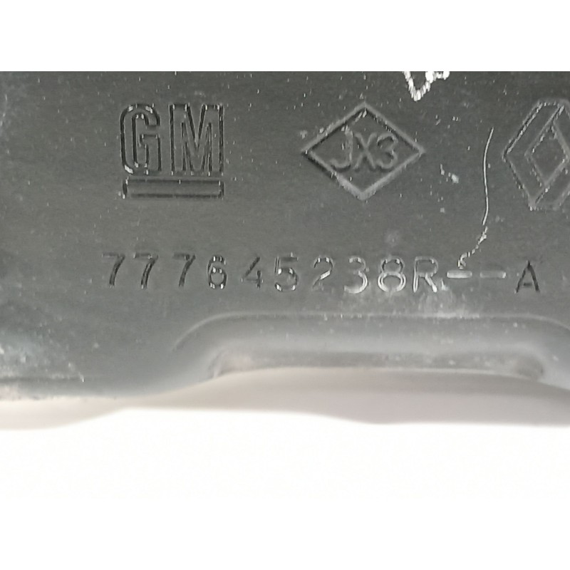 Recambio de bisagra puerta para opel vivaro b kasten/combi combi l1 2.9t referencia OEM IAM 777645238r  93451715