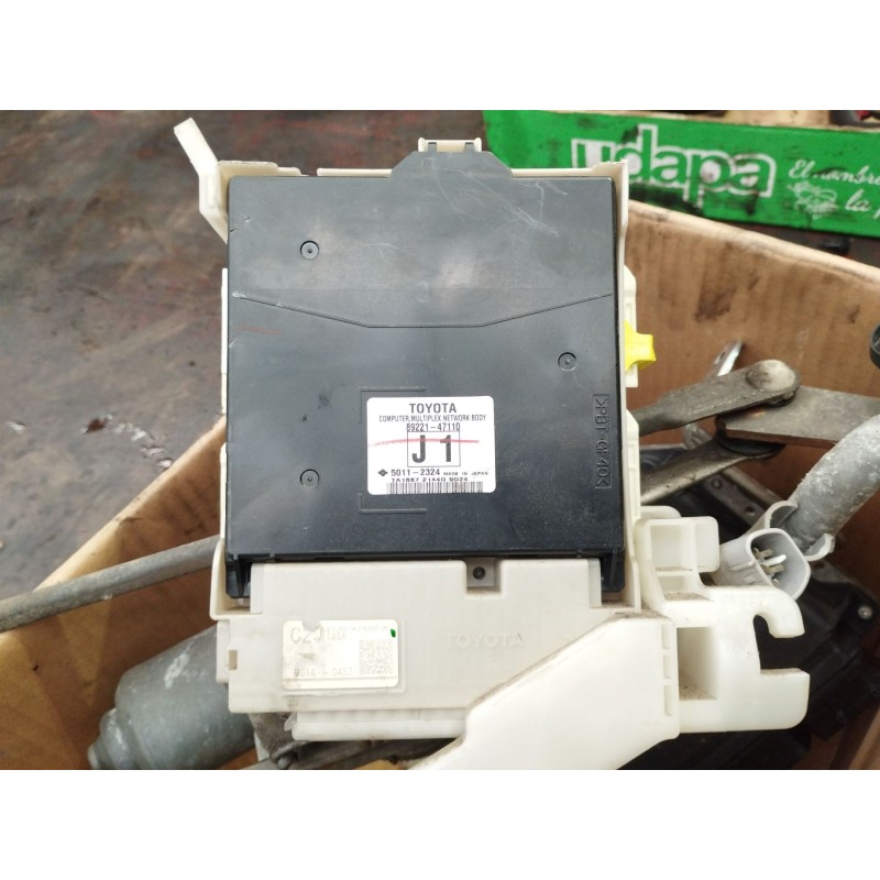 Recambio de caja reles / fusibles para toyota prius (nhw30) plug-in hybrid advance referencia OEM IAM   