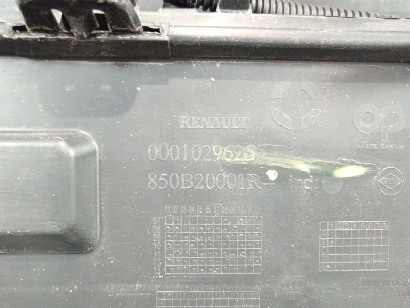 Recambio de paragolpes trasero para renault megane iii berlina 5 p dynamique referencia OEM IAM 850B20001R  