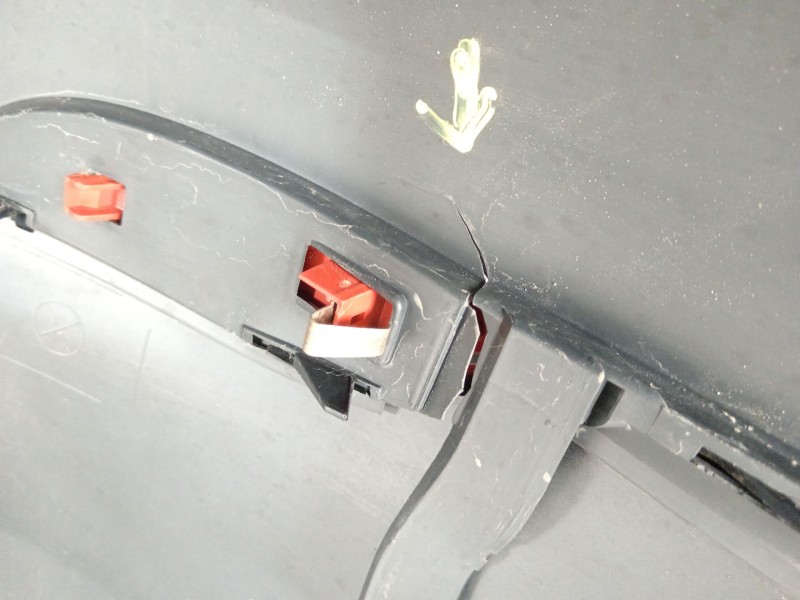 Recambio de paragolpes trasero para renault megane iii berlina 5 p dynamique referencia OEM IAM 850B20001R  