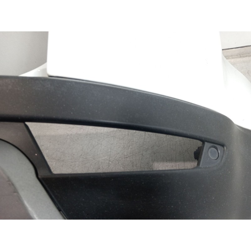 Recambio de paragolpes trasero para land rover range rover evoque (l538) 2.0 d 4x4 referencia OEM IAM BJ3217D781  BJ3217926A