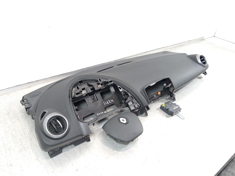 Recambio de kit airbag para renault clio iv limited referencia OEM IAM 68200511R 985786588R 985101389R