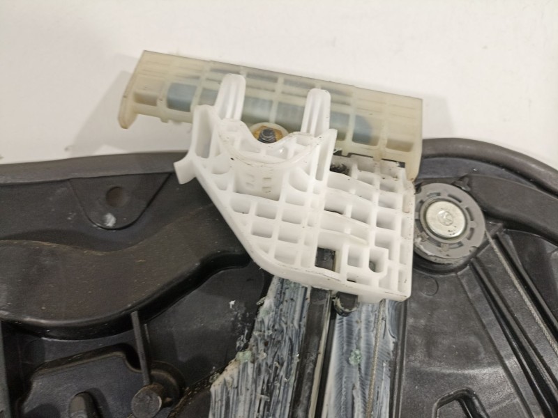 Recambio de elevalunas trasero izquierdo para hyundai i30 (pd) essence referencia OEM IAM 9360000100  