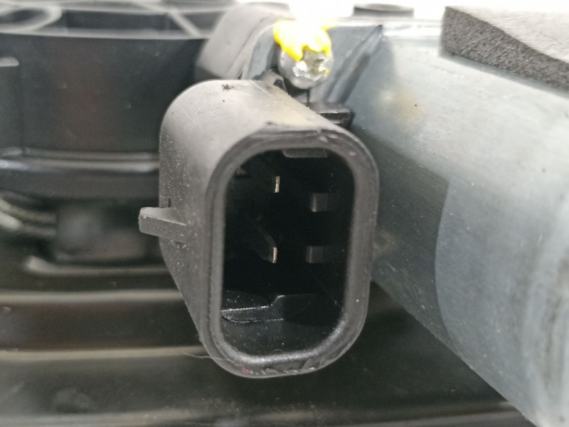 Recambio de elevalunas delantero derecho para lancia ypsilon (402) gold referencia OEM IAM 51974579  