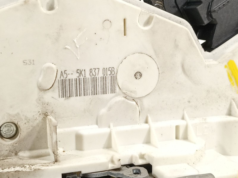 Recambio de cerradura puerta delantera izquierda para volkswagen golf vi (5k1) 1.6 tdi referencia OEM IAM 5K1837015B  