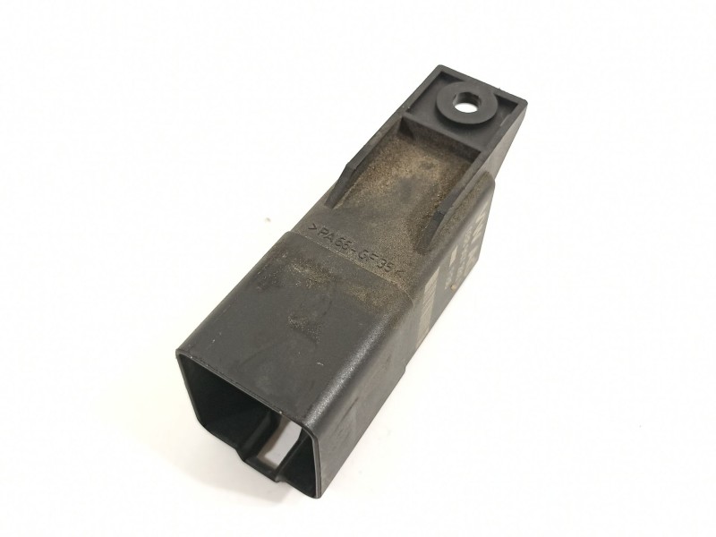 Recambio de caja precalentamiento para volkswagen golf vi (5k1) 1.6 tdi referencia OEM IAM 0281003038  