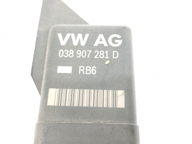 Recambio de caja precalentamiento para volkswagen golf vi (5k1) 1.6 tdi referencia OEM IAM 0281003038  