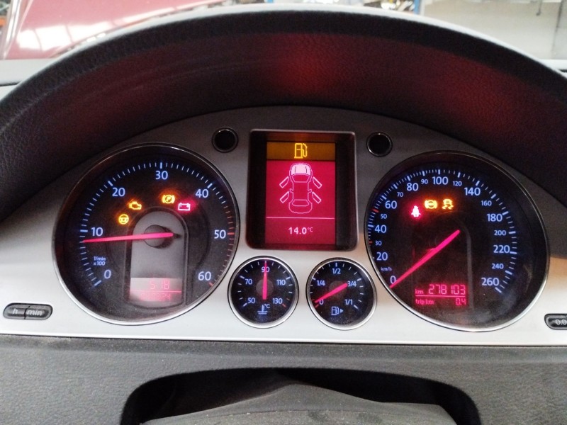 Recambio de cuadro instrumentos para volkswagen passat berlina (3c2) advance referencia OEM IAM   