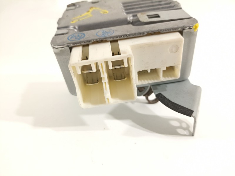 Recambio de modulo electronico para toyota prius (nhw20) basis referencia OEM IAM 8965047210  1129001131