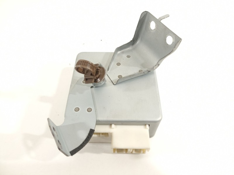 Recambio de modulo electronico para toyota prius (nhw20) basis referencia OEM IAM 8965047210  1129001131