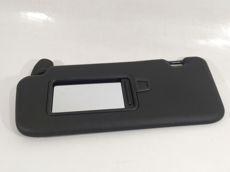 Recambio de parasol izquierdo para hyundai kona tecno 2wd referencia OEM IAM 85210J9210TRY  
