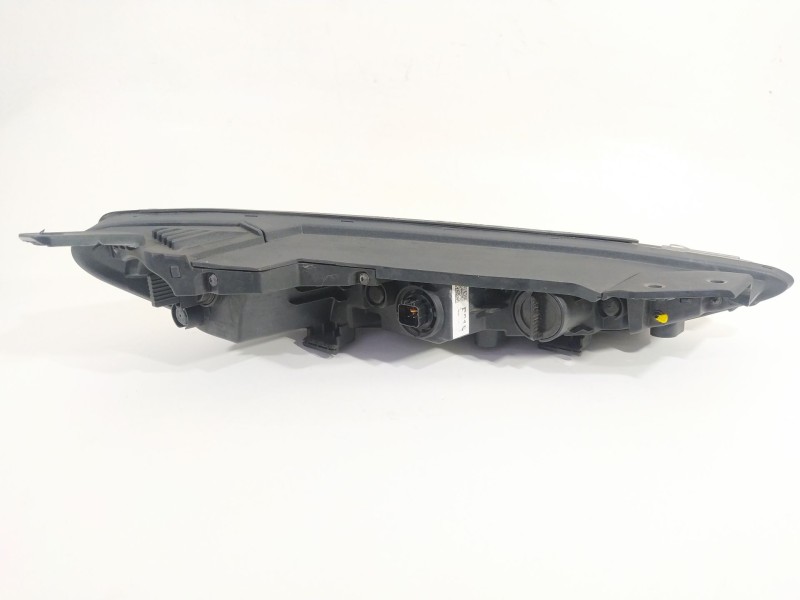 Recambio de piloto delantero izquierdo para hyundai kona tecno 2wd referencia OEM IAM 92207J9000  