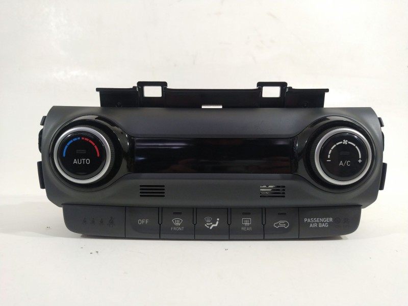Recambio de mando climatizador para hyundai kona tecno 2wd referencia OEM IAM 97250J9371  