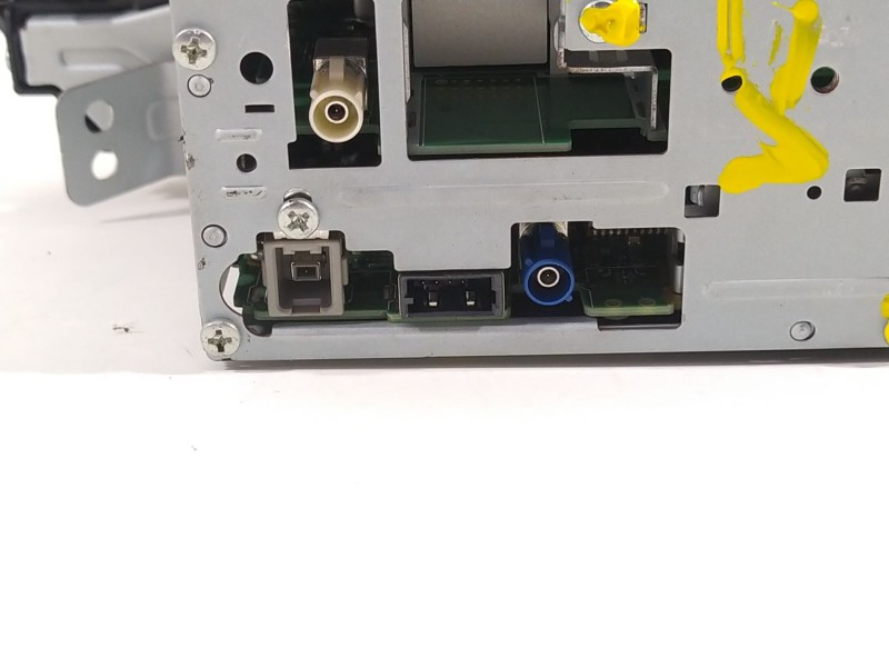 Recambio de sistema navegacion gps para hyundai kona tecno 2wd referencia OEM IAM   