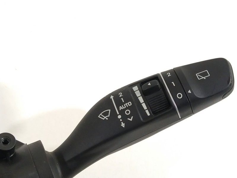 Recambio de mando luces para hyundai kona tecno 2wd referencia OEM IAM 93403J9960  