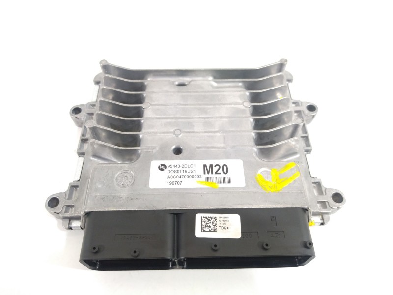 Recambio de centralita cambio automatico para hyundai kona tecno 2wd referencia OEM IAM 954402DLC1  A3C0470300093