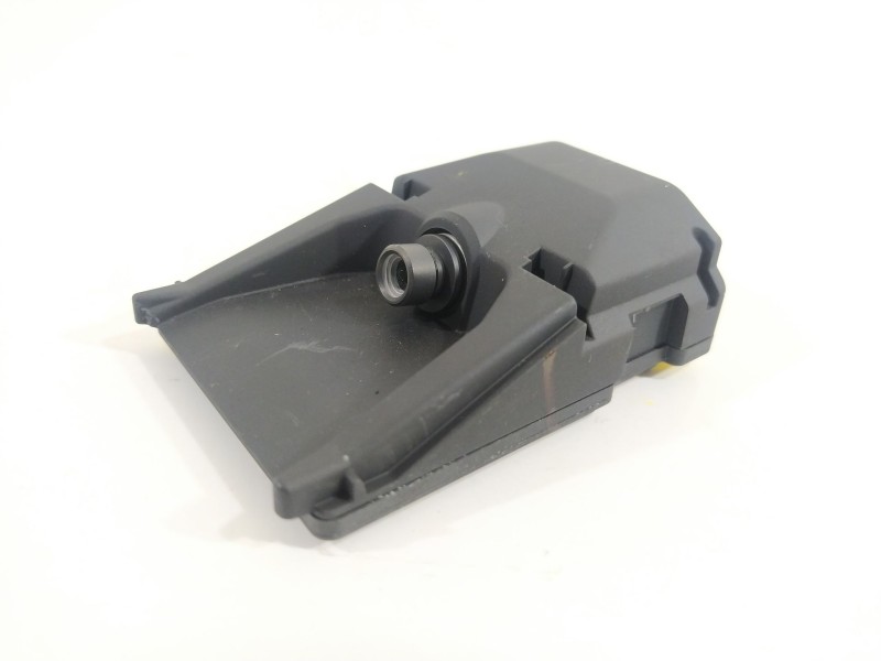 Recambio de camara para hyundai kona tecno 2wd referencia OEM IAM 95740J9300  