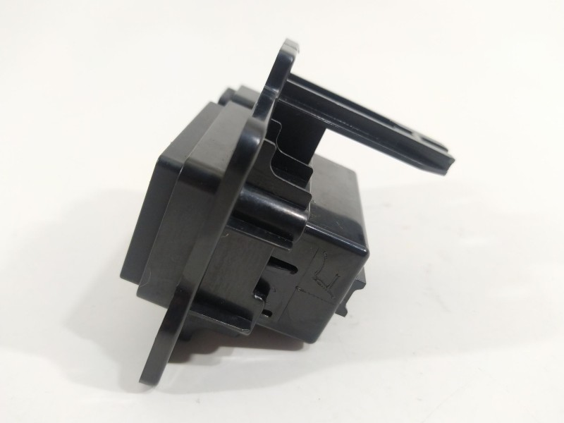 Recambio de no identificado para hyundai kona tecno 2wd referencia OEM IAM 96125D3000  