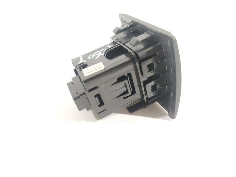 Recambio de warning para hyundai kona tecno 2wd referencia OEM IAM 93790J9000  